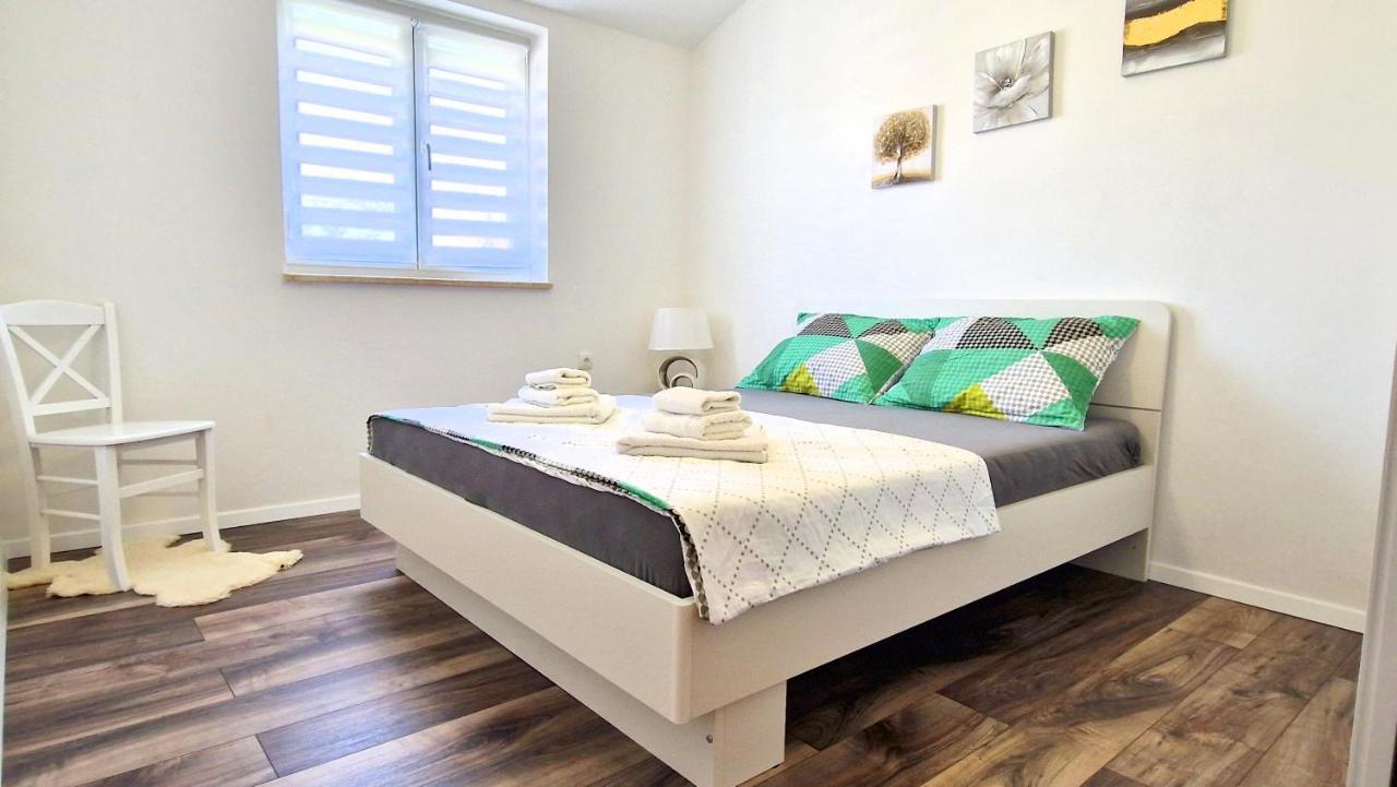Apartment Goran Krk Town Zewnętrze zdjęcie