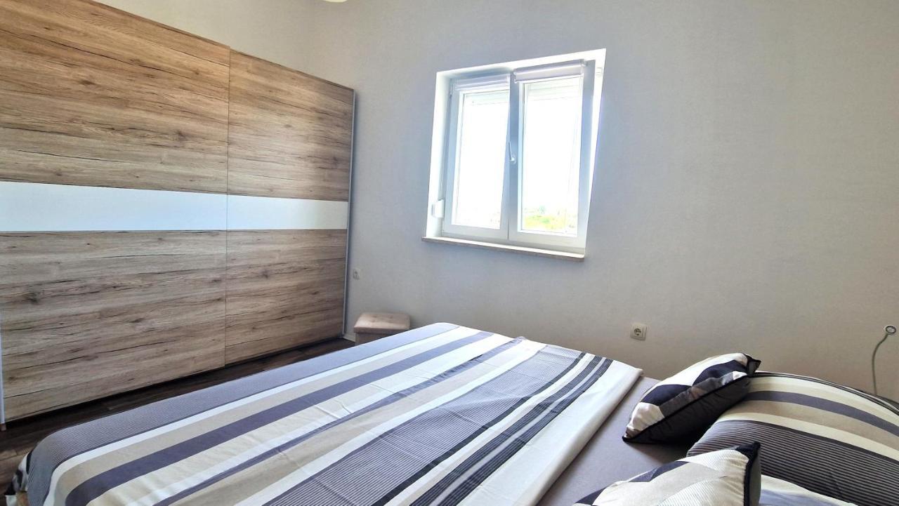 Apartment Goran Krk Town Zewnętrze zdjęcie